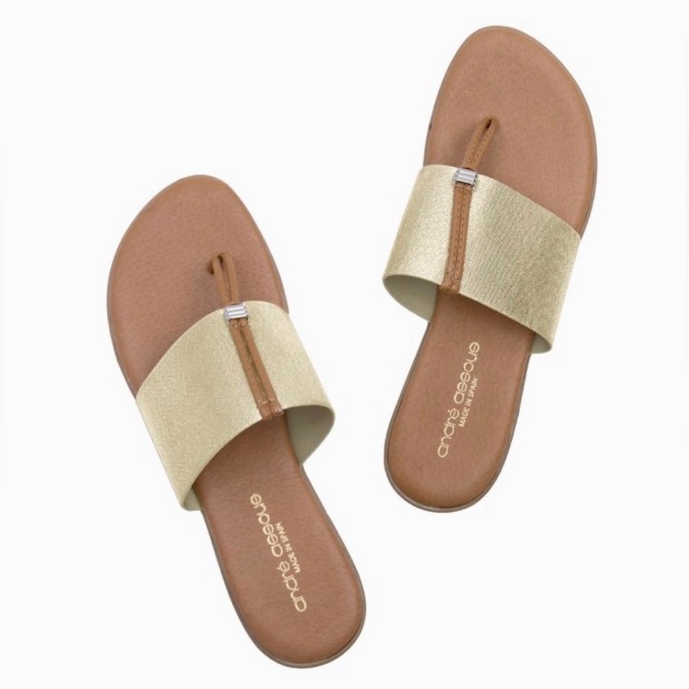 Andre Assous Nice Wedge Sandal, Gold and Brown, Size 7